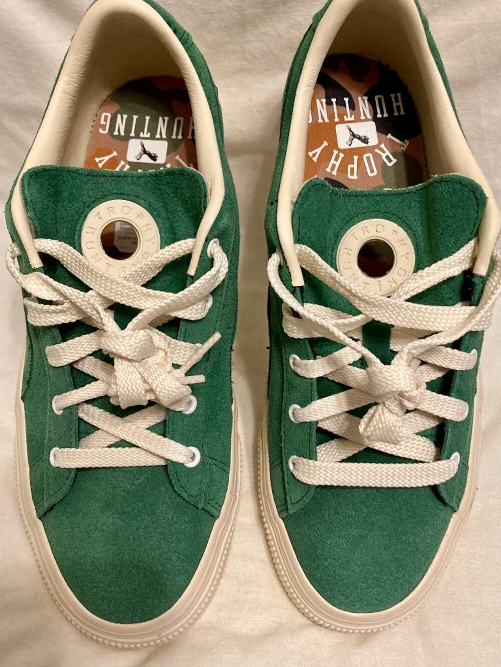 NWOT, Women's SZ 8, Puma Vulc Trophy Hunting Sneakers, Green Suede - Picture 4 of 7